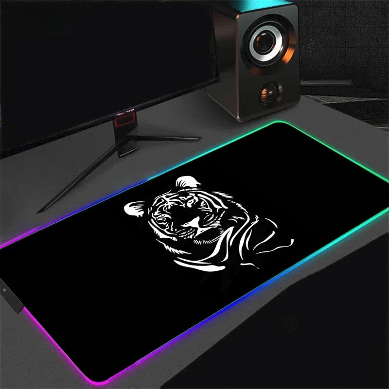 משטח גיימינג RGB שחור־לבן – מגוון מידות