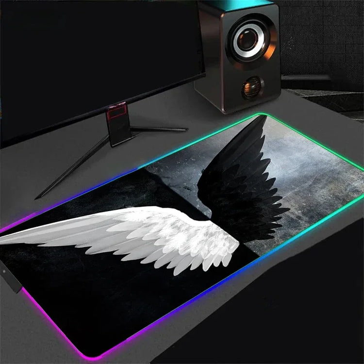 משטח גיימינג RGB שחור־לבן – מגוון מידות